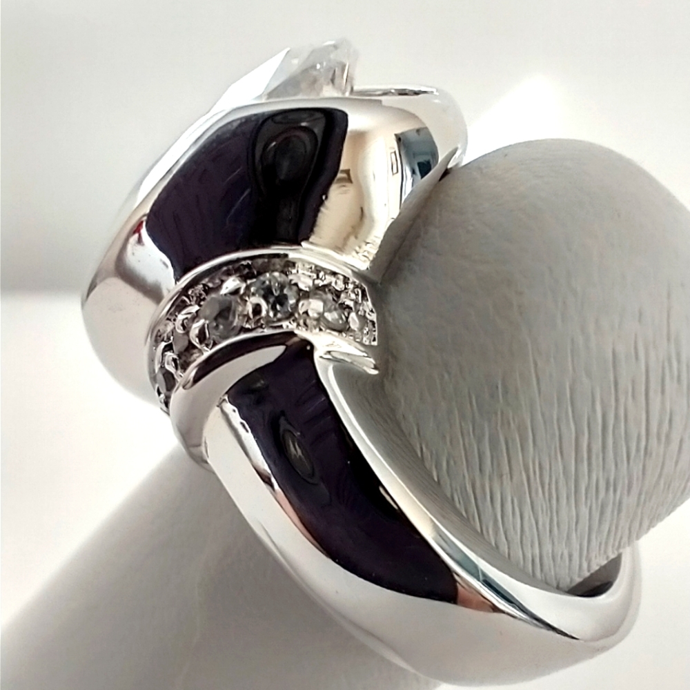 Huge CZ sterling silver ring ๐ - Picture 4 of 8